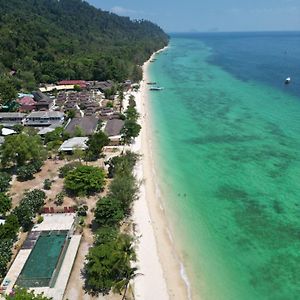 Thanya Beach Resort - Sha Plus